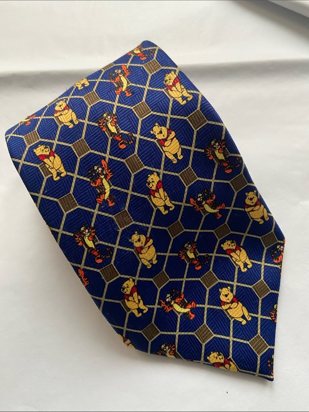 Disney Winnie the Pooh and Tiger Tie